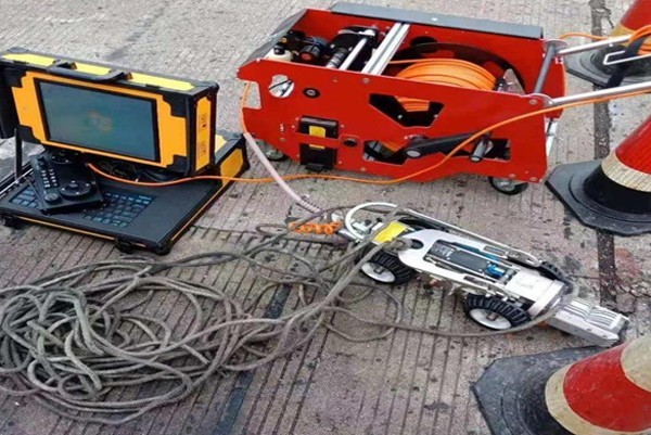 松桃CCTV管道检测机器人